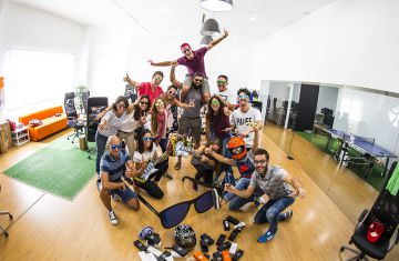 El equipo de Hawkers. El equipo de Hawkers.