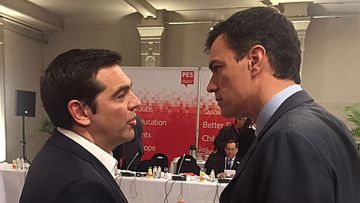 Tsipras (left) and Sánchez on Thursday.