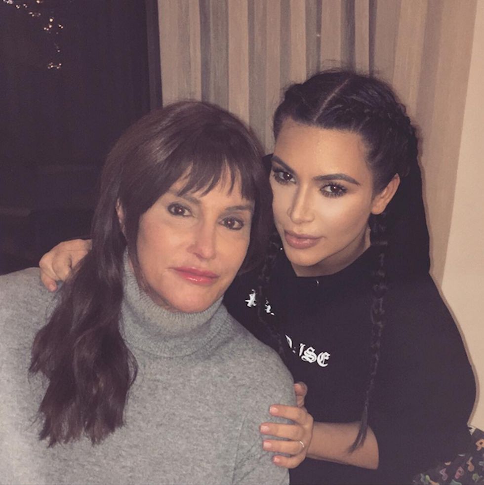 Enseño a mis abuelos las fotos del Instagram de Kim Kardashian y pasa esto