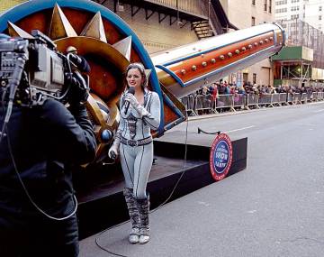 Gemma Kirby The Jet dejó hace tres años la psicología para dedicarse al circo. Con 26 años y más de 500 lanzamientos a sus espaldas, es una de las mayores atracciones del circo Ringling Bros., Barnum & Bailey.