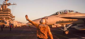 A bordo de la quinta flota estadounidense A bordo de la quinta flota estadounidense