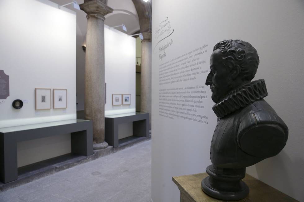 Exposición sobre Cervantes en el Palacio Santa Cruz de Madrid.