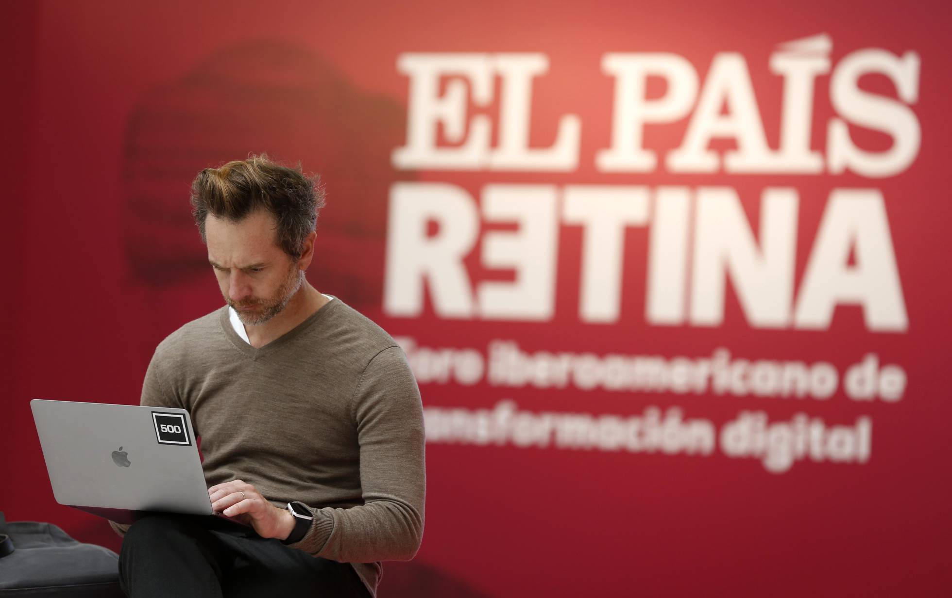 Un asistente al foro Retina, organizado por EL PAÍS. Un asistente al foro Retina, organizado por EL PAÍS.