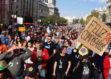 As marcas do 15-M: os indignados espanhóis e os partidos políticos As marcas do 15-M: os indignados espanhóis e os partidos políticos