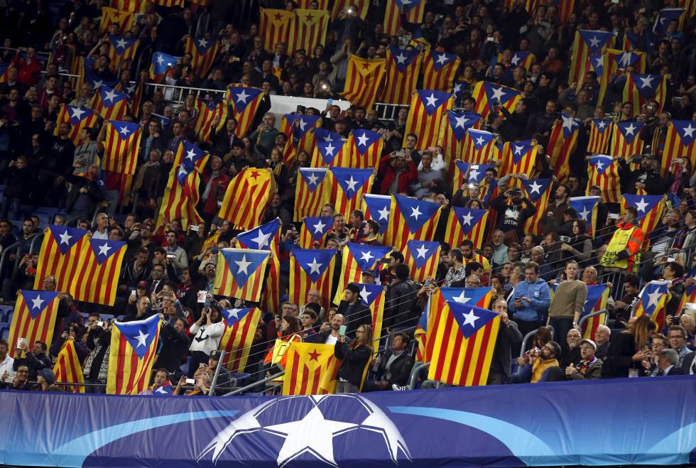 Aficionados del Barça muestran esteladas en un partido de la pasada temporada de la Champions League