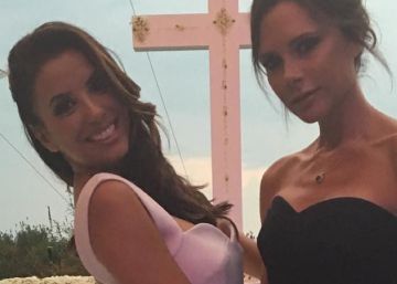 Eva Longoria y Victoria Beckham en la boda.