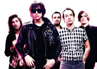 Julian Casablancas confirma el regreso de The Strokes Julian Casablancas confirma el regreso de The Strokes