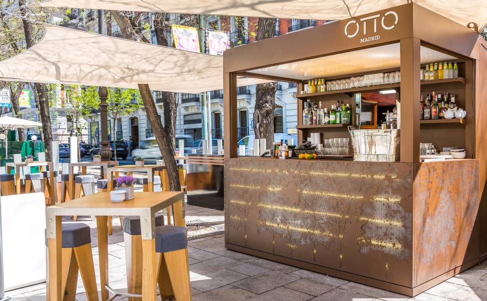 Terraza Otto, en pleno Paseo de la Castellana de Madrid. Terraza Otto, en pleno Paseo de la Castellana de Madrid.