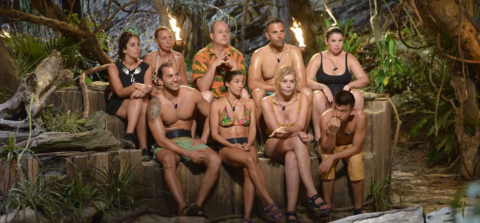 Bibiana Fernández con los concursantes de su edición de 'Supervivientes'. Bibiana Fernández con los concursantes de su edición de 'Supervivientes'.