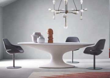 Mesa Fenice de la firma italiana Zenott. Mesa Fenice de la firma italiana Zenott.