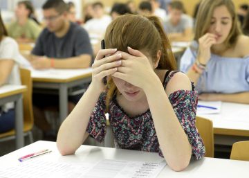 Enhorabuena, hija, por tu nota en Selectividad. Perdón por tu infancia perdida Enhorabuena, hija, por tu nota en Selectividad. Perdón por tu infancia perdida