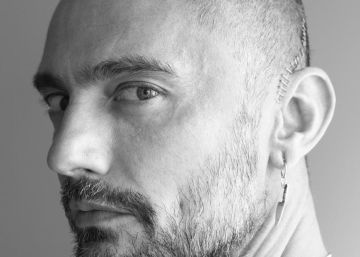 El diseñador David Delfín, imagen de 'Vogue' España en el número de julio. El diseñador David Delfín, imagen de 'Vogue' España en el número de julio.