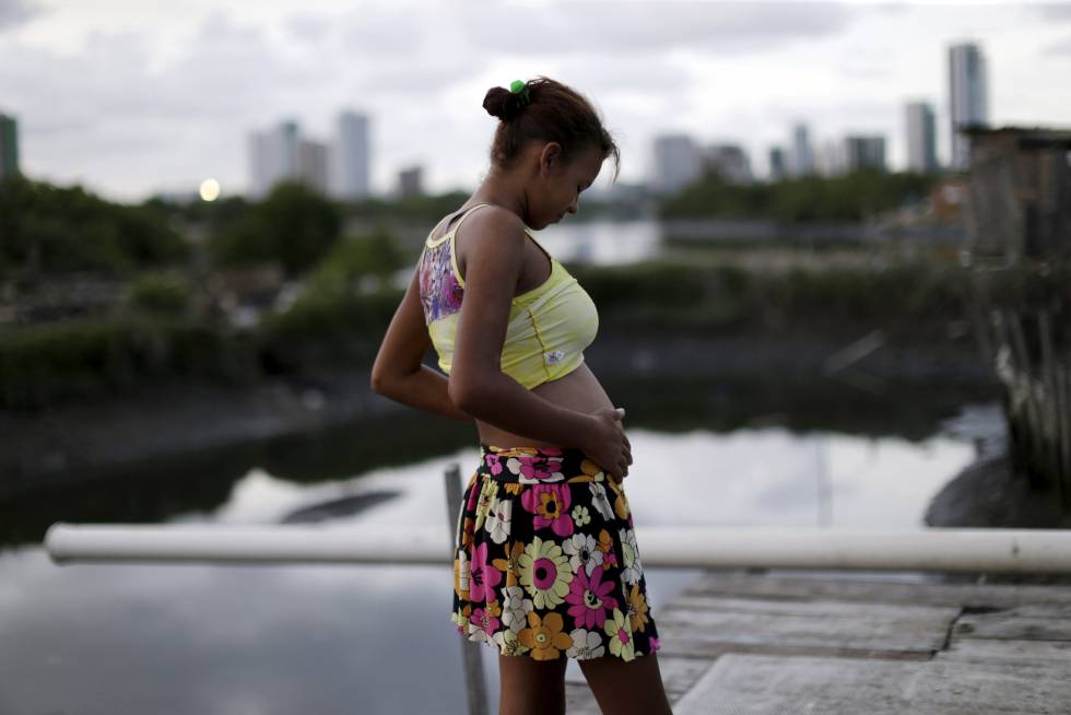 Una mujer embarazada en Recife, Brasil