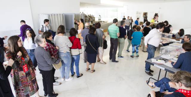 Voters at a polling station in Santiago de Compostela. Voters at a polling station in Santiago de Compostela.