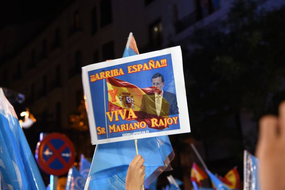 La guerrilla 'hipster' que toma el pelo a los simpatizantes del PP La guerrilla 'hipster' que toma el pelo a los simpatizantes del PP