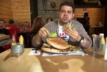 La hamburguesa de 86 kilos y otras locuras de la comida 'yanqui' La hamburguesa de 86 kilos y otras locuras de la comida 'yanqui'