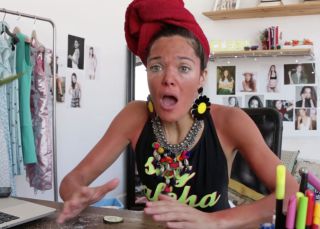 Llega a tu vida 'La (anti) youtuber de belleza'