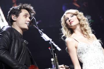 John Meyer no se tomó muy bien que Taylor escribiera 'Dear John':