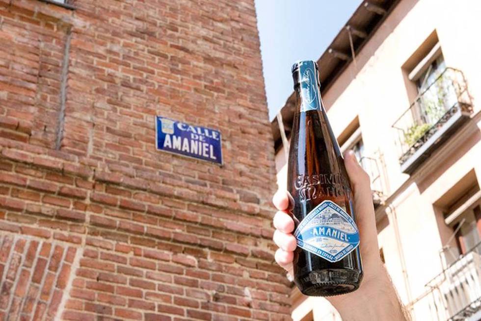 Hay un cráneo prehistórico en mi botella: 6 cervezas inesperadas