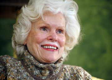 Doris Buffett pide ayuda para donar su fortuna Doris Buffett pide ayuda para donar su fortuna