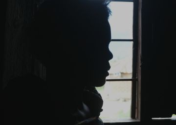 Musamba,víctima de mutilación genital, un matrimonio forzado, malos tratos y violaciones, denunció a su marido. Pero su futuro es incierto. Musamba,víctima de mutilación genital, un matrimonio forzado, malos tratos y violaciones, denunció a su marido. Pero su futuro es incierto.