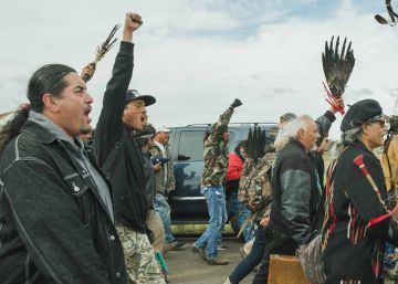Los sioux se levantan contra un oleoducto