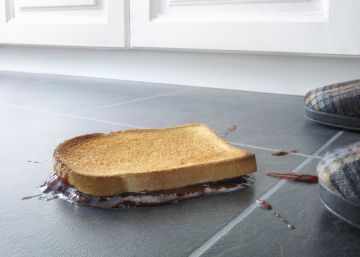 La ‘regla de los cinco segundos’ y la comida es falsa, según los expertos La ‘regla de los cinco segundos’ y la comida es falsa, según los expertos