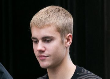 Justin Bieber recibe un puñetazo en la cara durante una fiesta en un ‘pub’ de Alemania Justin Bieber recibe un puñetazo en la cara durante una fiesta en un ‘pub’ de Alemania