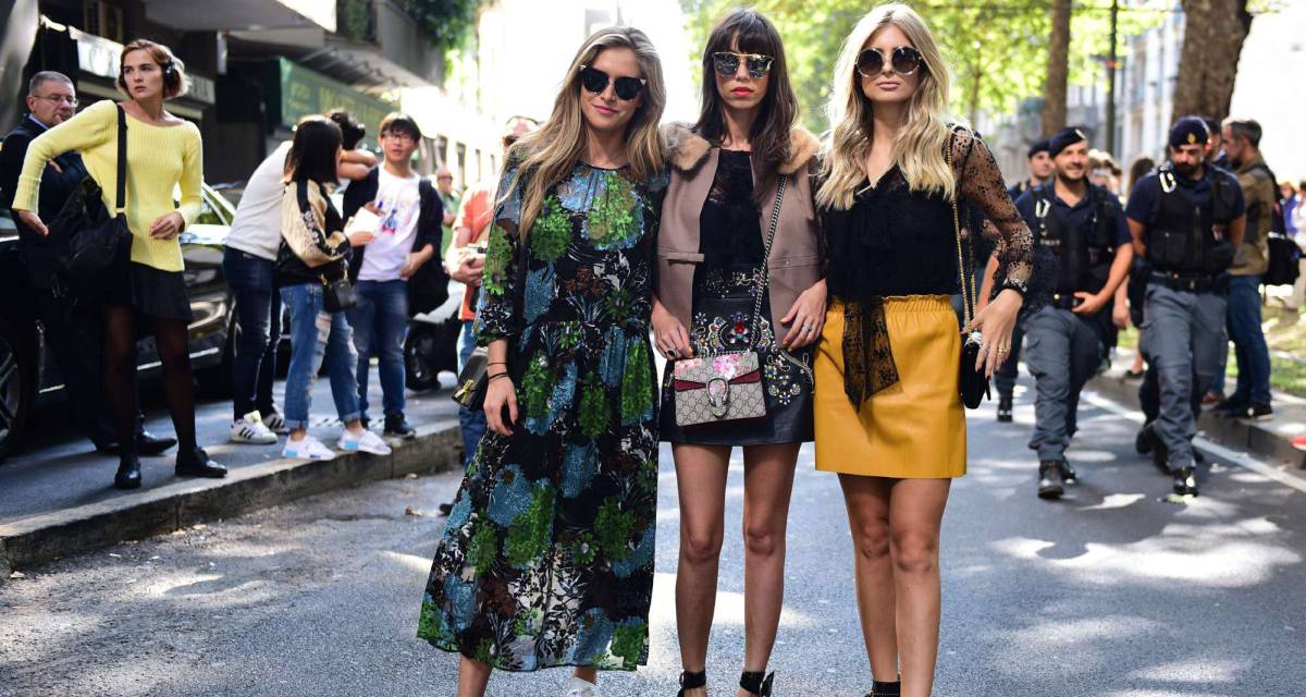 Tres invitadas al desfile de Dolce and Gabbana, el pasado 25 de septiembre. Tres invitadas al desfile de Dolce and Gabbana, el pasado 25 de septiembre.