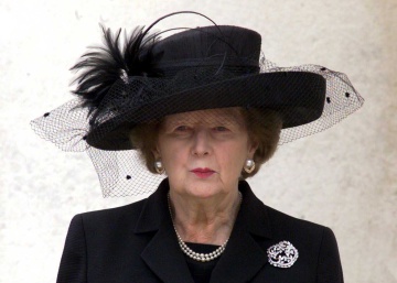El armario de Margaret Thatcher llega al museo El armario de Margaret Thatcher llega al museo