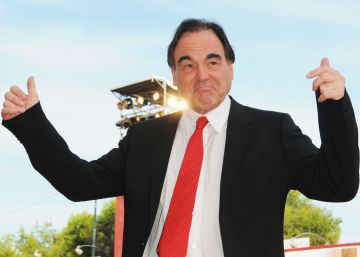 Oliver Stone: “Trump y Nixon se parecen en el odio que les tiene la prensa”