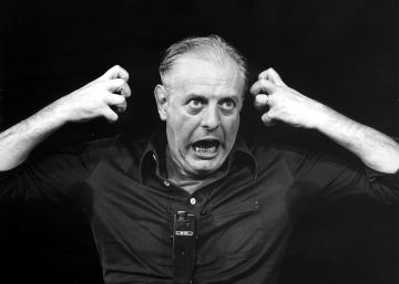 Dario Fo durante una actuación en 1978. Dario Fo durante una actuación en 1978.