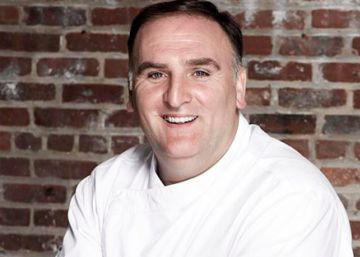 José Andrés recibe sus primeras estrellas Michelin José Andrés recibe sus primeras estrellas Michelin