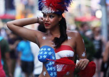 ‘Desnudas’ da Times Square provocam polêmica