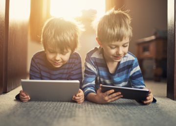 Así estropea el ocio tecnológico la visión de nuestros hijos