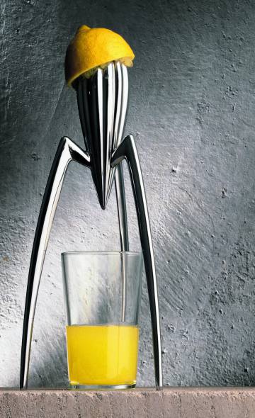 Juicy Salif, el exprimidor en forma de calamar que diseñó Starck para Alessi.