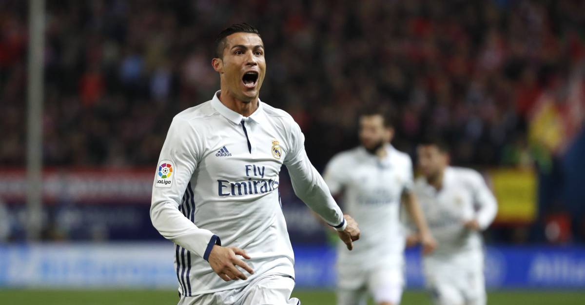 Cristiano Ronaldo celebra su primer gol.