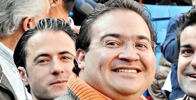 Ex-Veracruz governor Javier Duarte with Moisés Mansur (left).