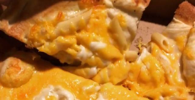 12 botanas estrafalarias (pero deliciosas) para disfrutar el partido de la NFL en México