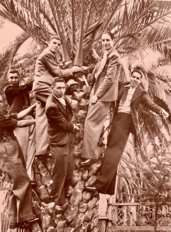 Estudiantes en La Laguna Estudiantes en La Laguna