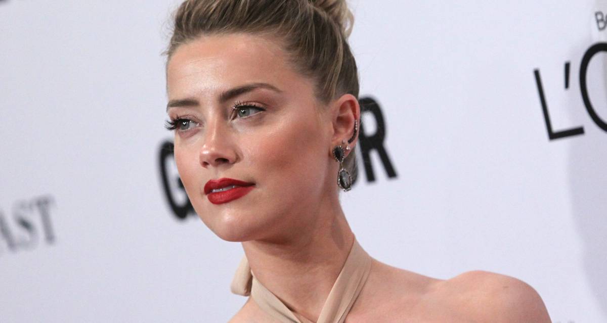 Amber Heard, en la entrega de los premios 'Glamour'. Amber Heard, en la entrega de los premios 'Glamour'.