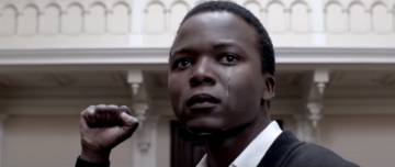 Fotograma de la película Kalushi de Mandla Walter Dube