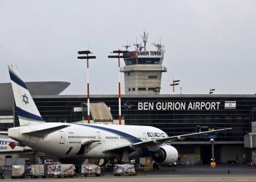 Los pilotos de El Al se suben por las nubes una hora extra