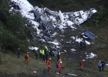 Restos del avión siniestrado en Colombia.