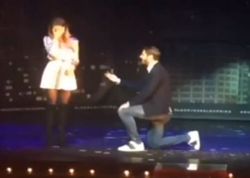 Álvaro Morata pide matrimonio a su novia durante una función de teatro en Madrid Álvaro Morata pide matrimonio a su novia durante una función de teatro en Madrid