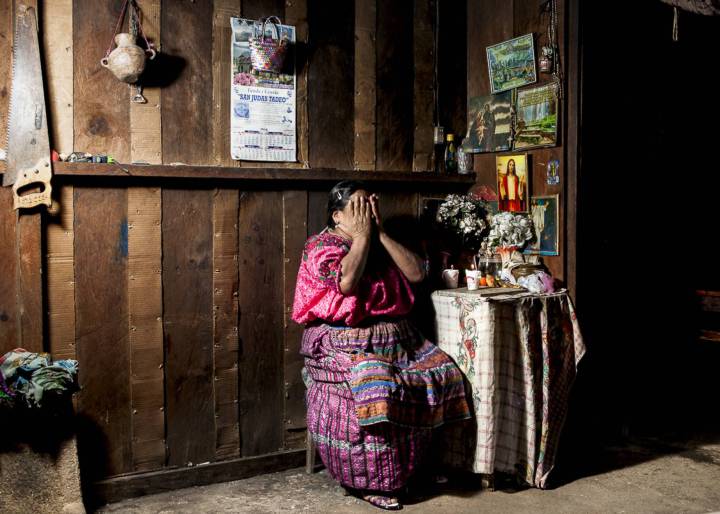 Mujer e indígena: segregación segura Mujer e indígena: segregación segura