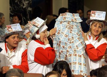 Las fotos más tristes de gente celebrando la Lotería