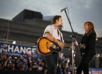 El músico y su actual pareja, Patti Scialfa, miembro de la E Street Band. La imagen es de 2008, en un acto para pedir el voto para Barack Obama.