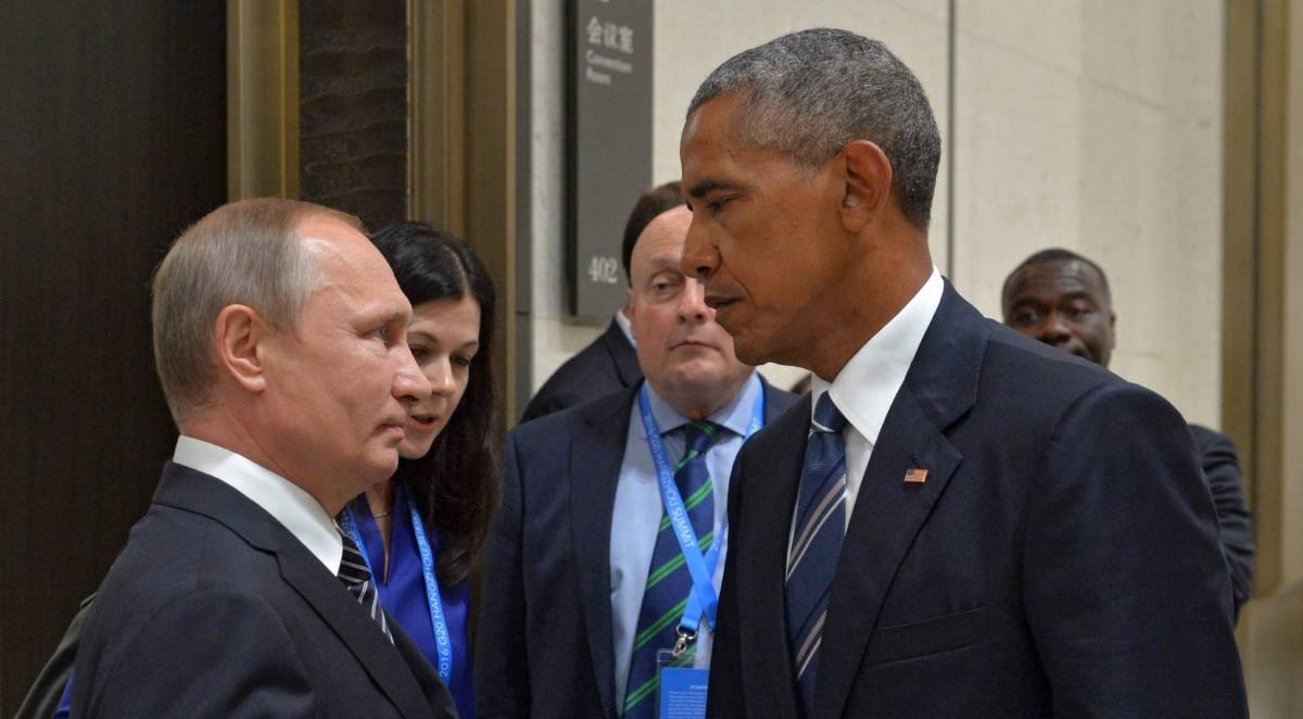 Obama y Putin conversan durante la cumbre del G-20 celebrada en septiembre en China.