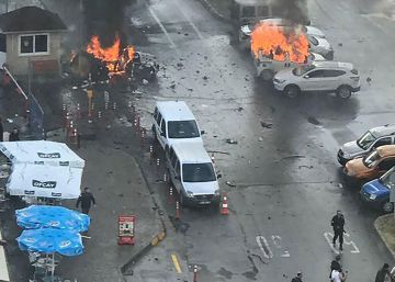 Atentado con coche bomba en Turquía Atentado con coche bomba en Turquía